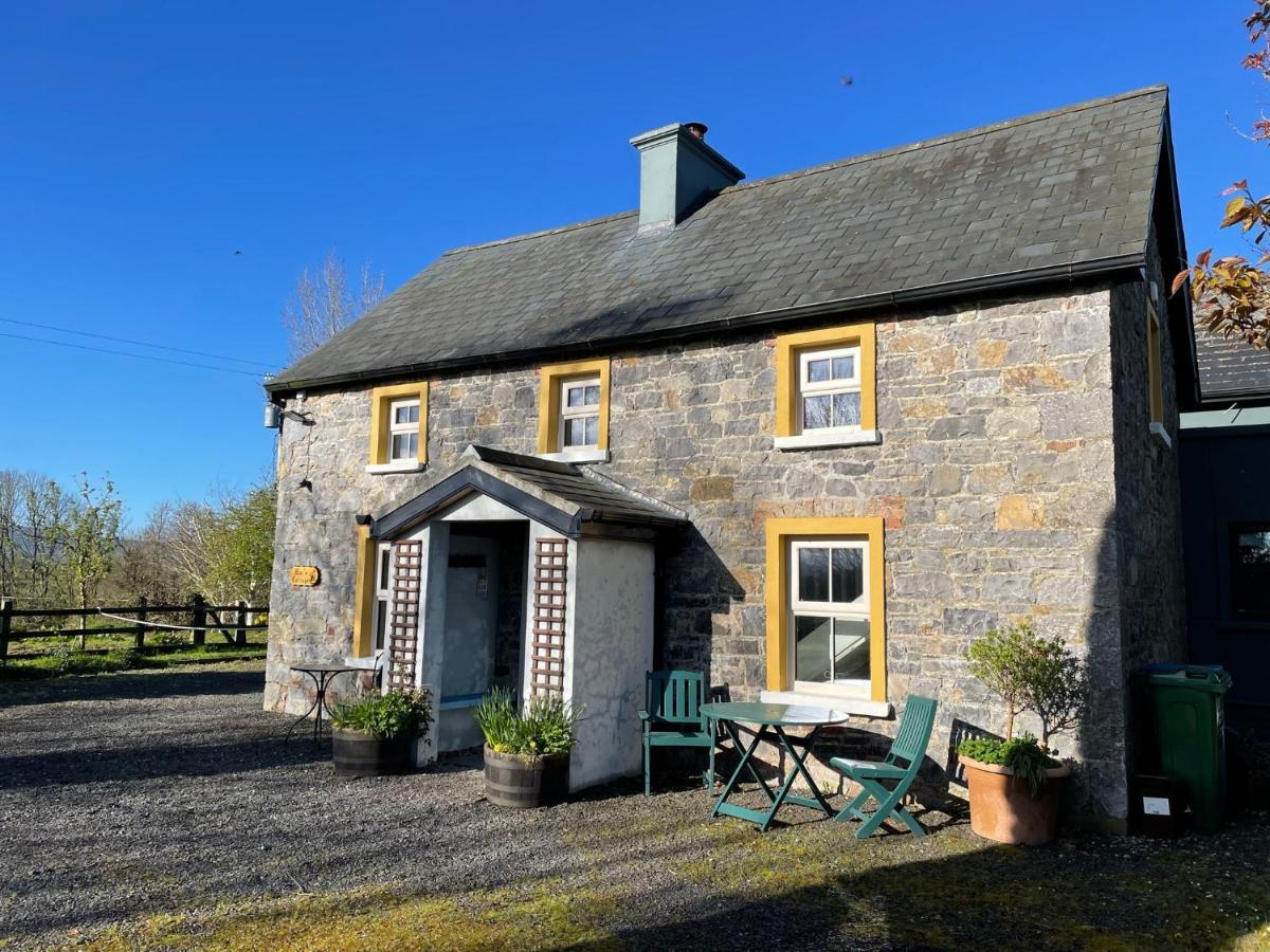 Mai'S Cottage Suite - Charming Holiday Rental Kilmallock Exteriör bild